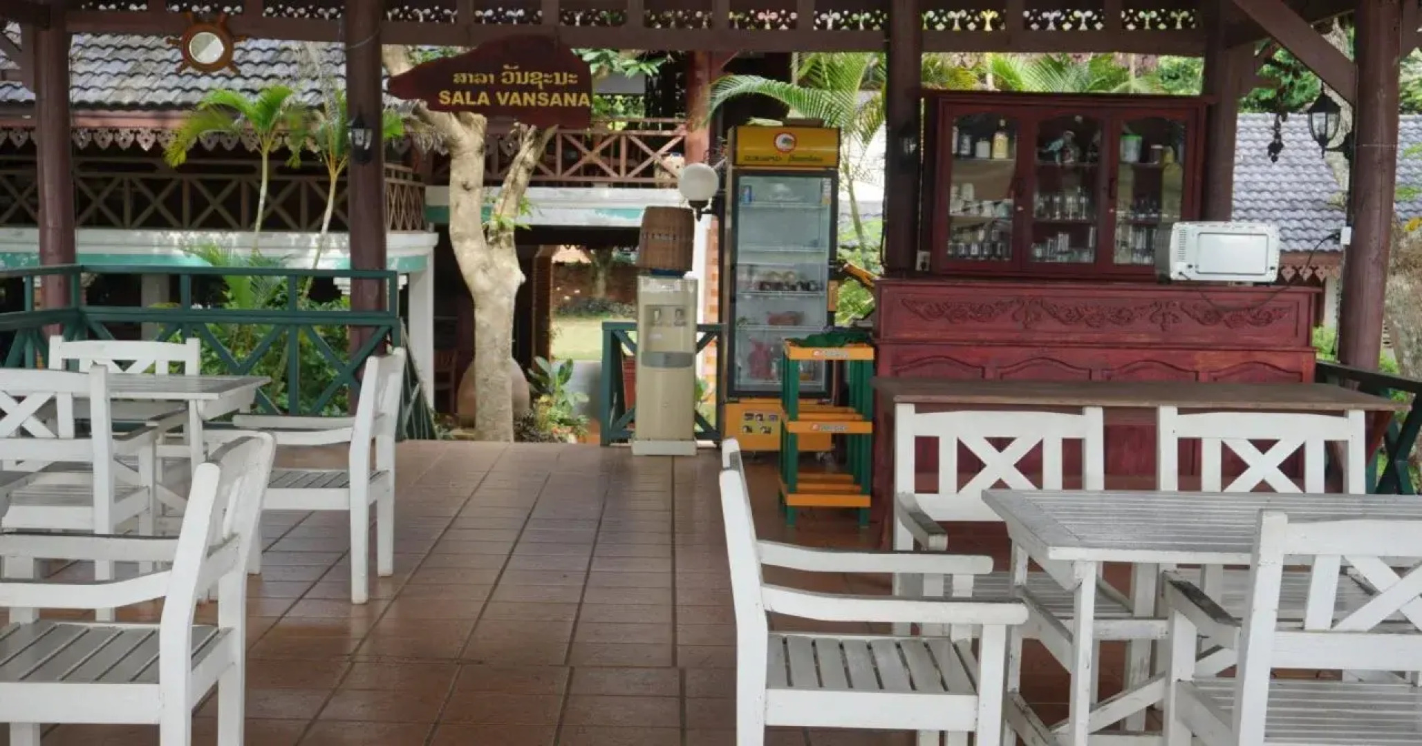 Vansana NamNgum Hotel