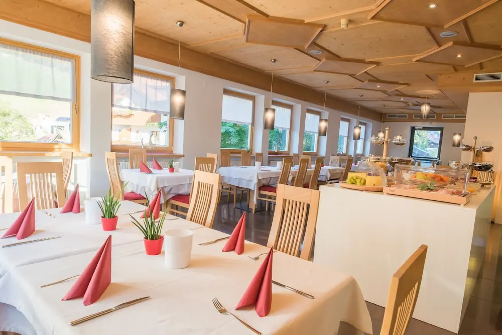 Mountain Living Apartments