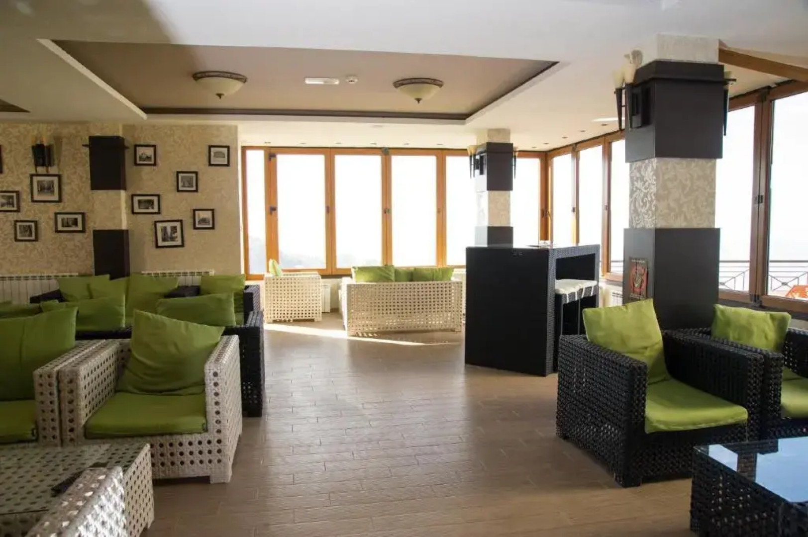 MISS Premier 19 Milmari