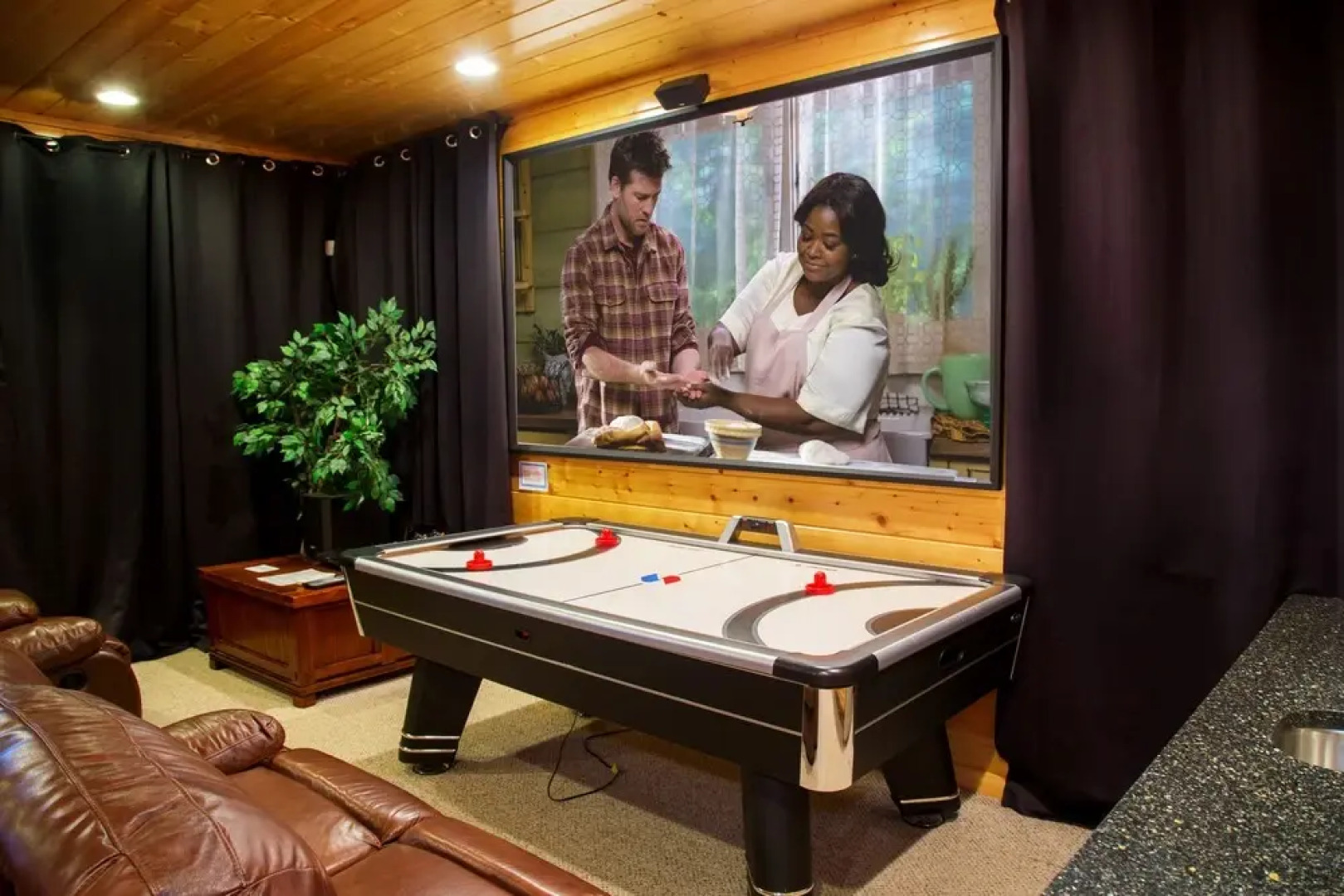 Million Dollar View - Four Bedroom Cabin