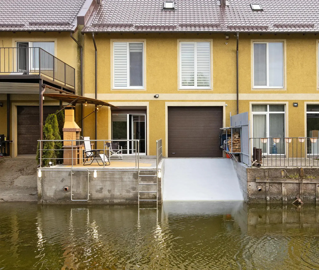 Таунхаус-Эллинг Светлый