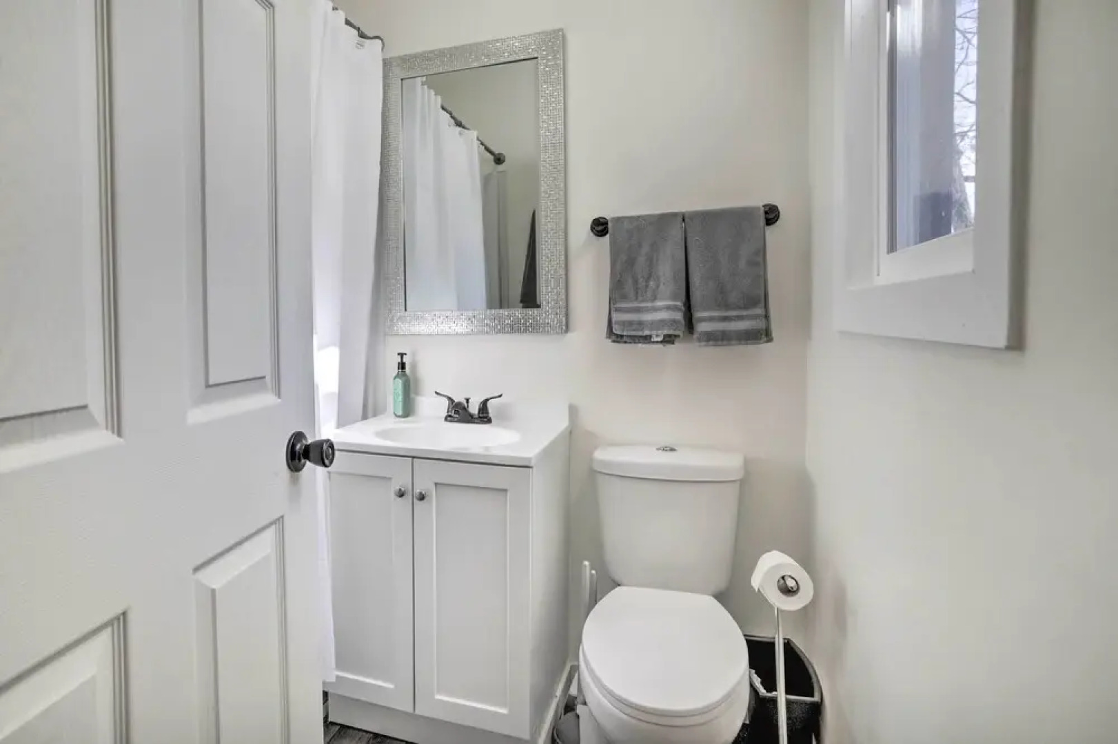 Pet-friendly Home Rental Near Notre Dame!