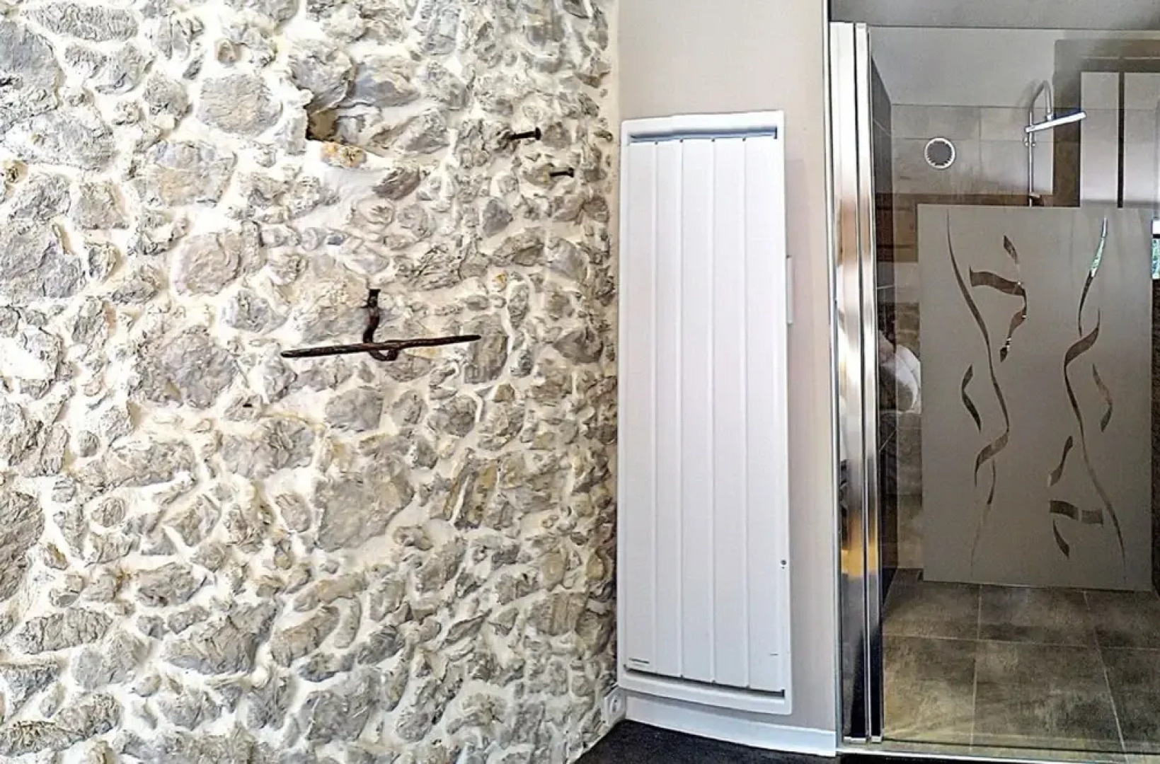 House With one Bedroom in Montjoie-en-couserans, With Enclosed Garden