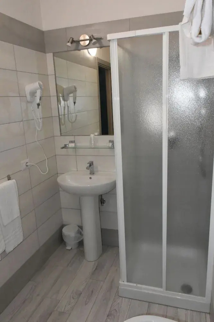 Albano Station Rooms