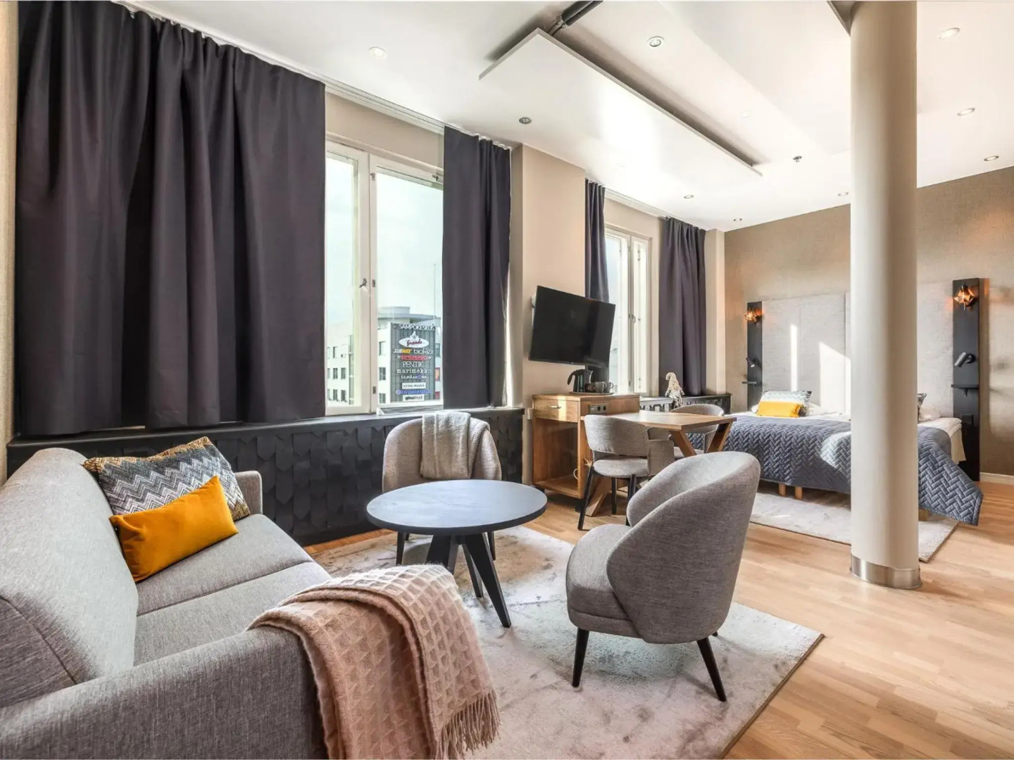 Santa's Hotel Santa Claus