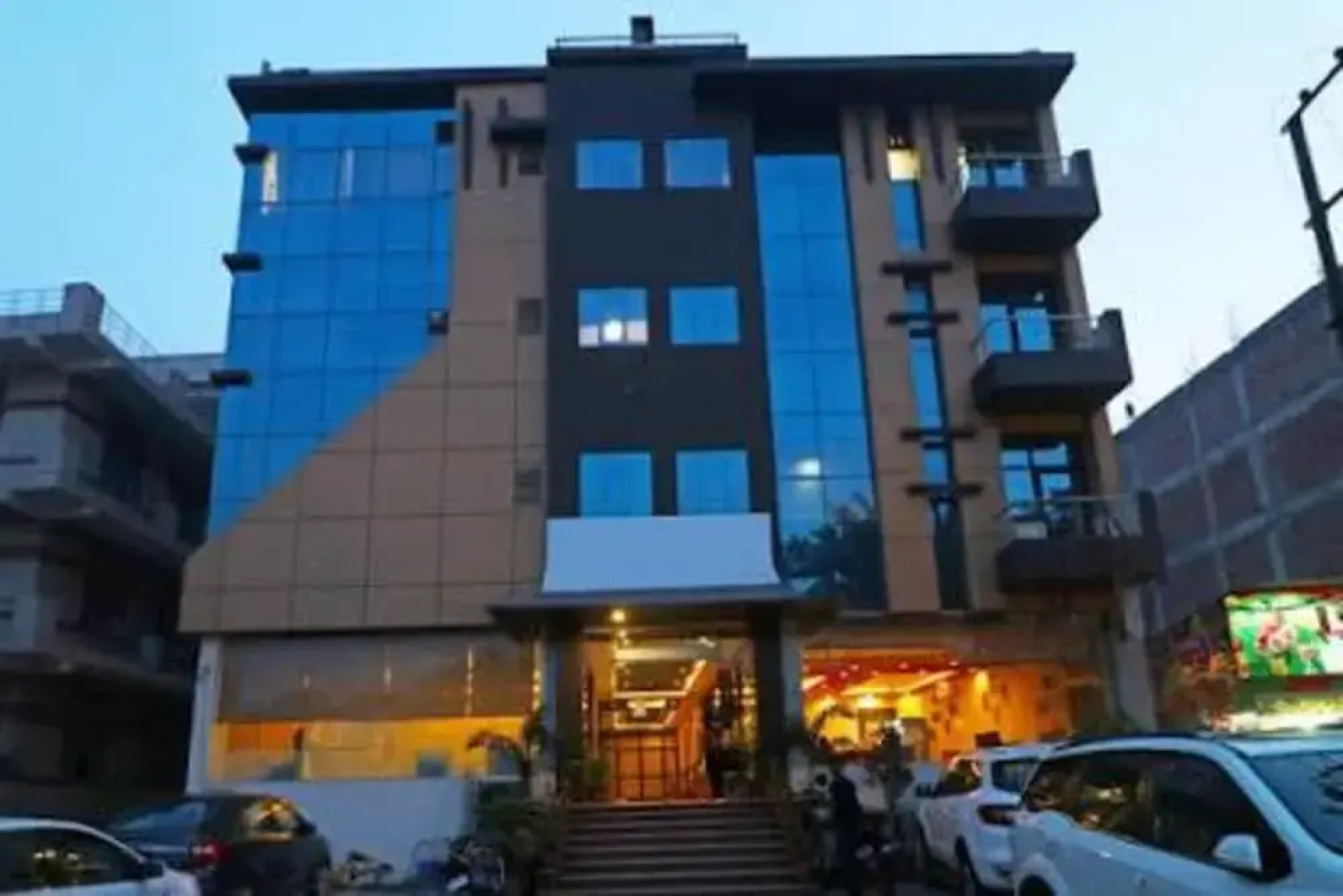 Clarks Inn Cytrus Noida