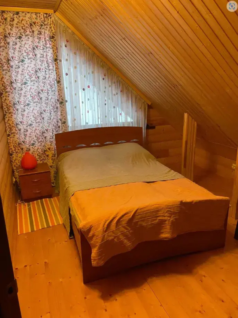 Дом на озере