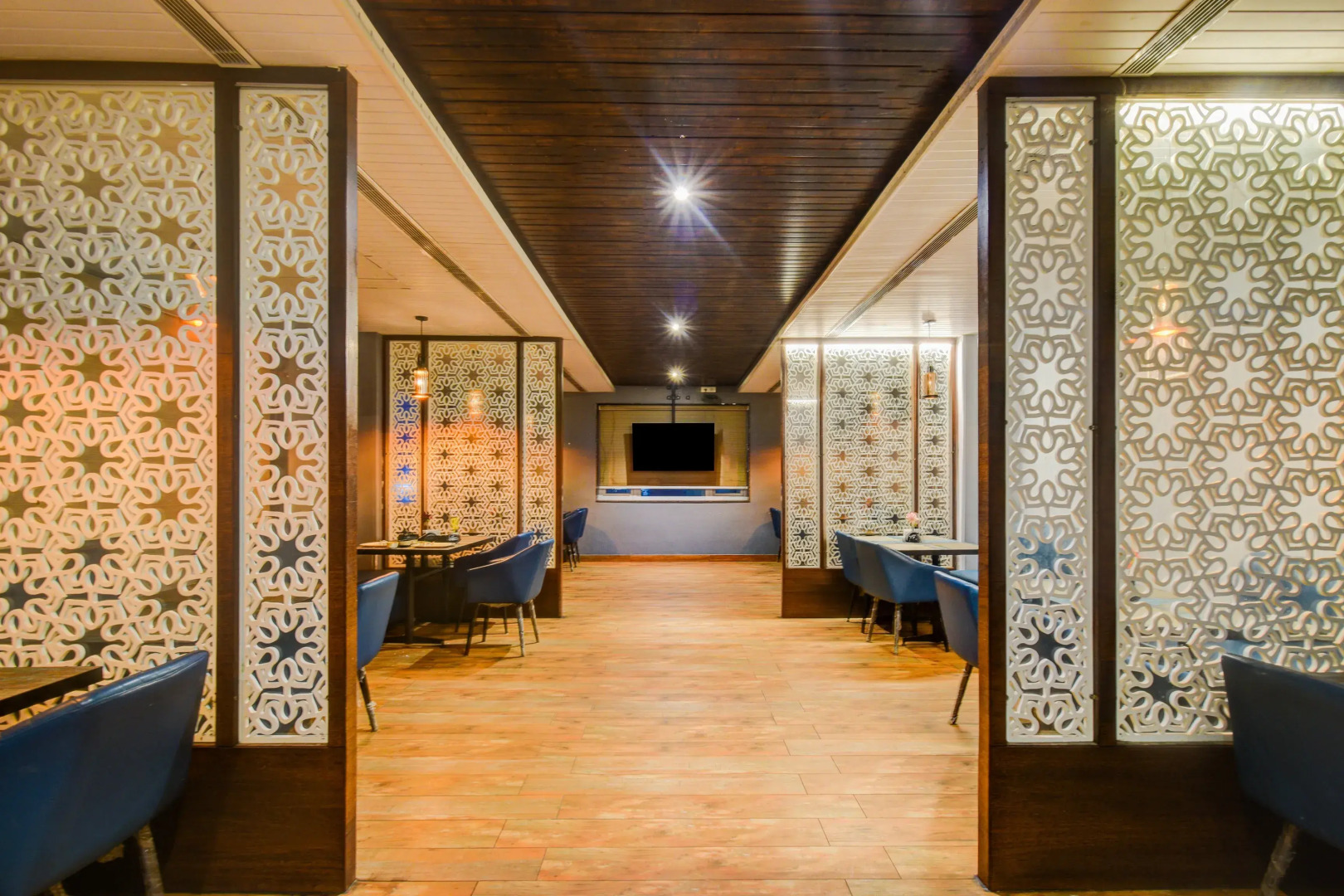 Townhouse Oak Shri Jagannath Temple Formerly Sai Thrishul Grand