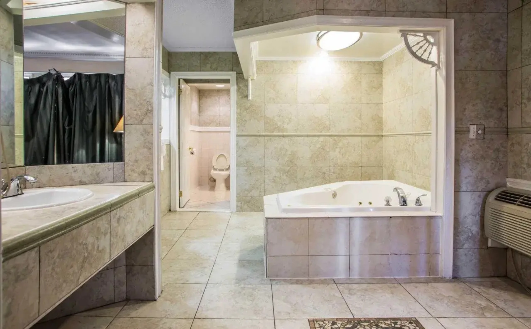 Econo Lodge Beach and Boardwalk