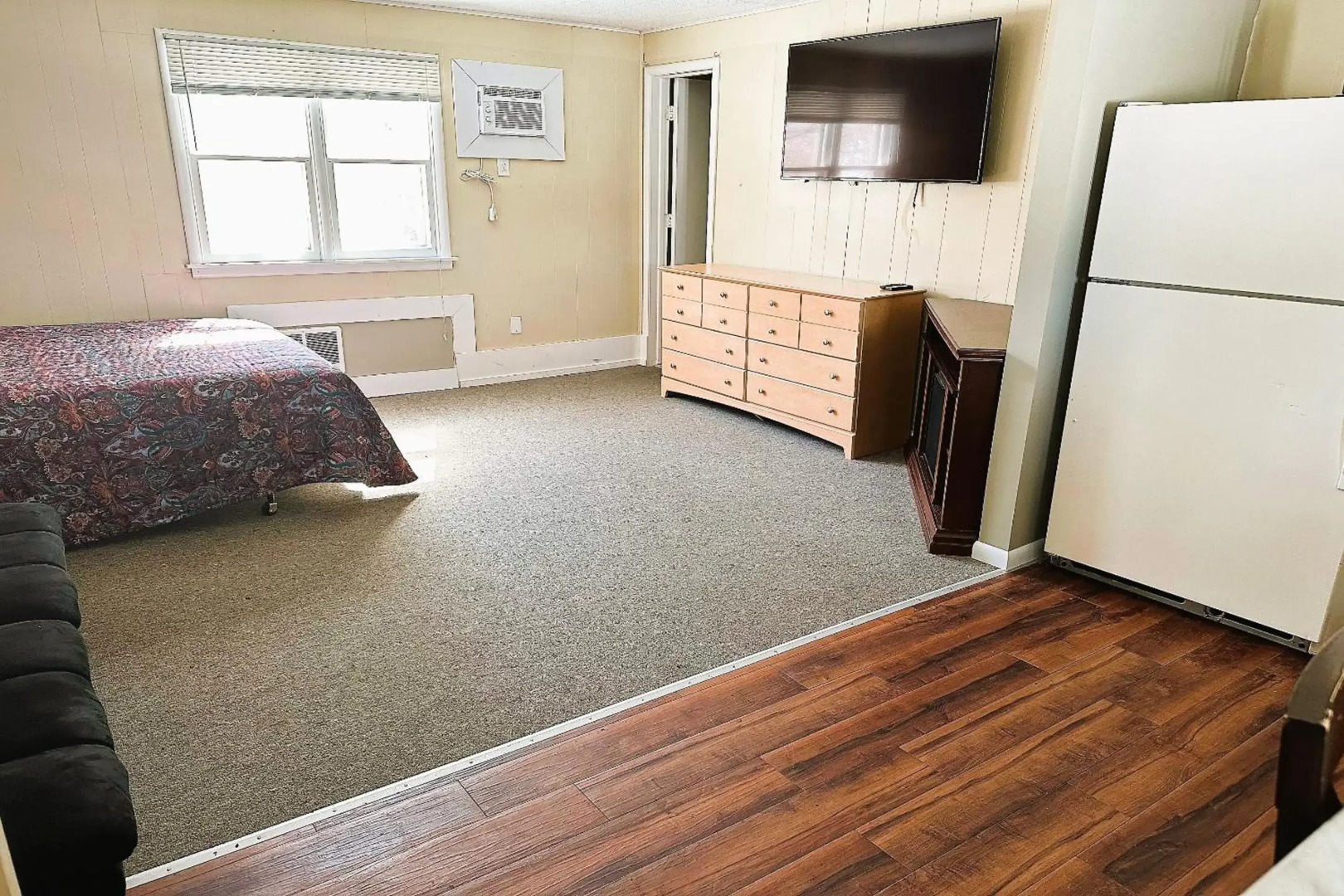 Love Hotels Timberline By OYO Lake Superior