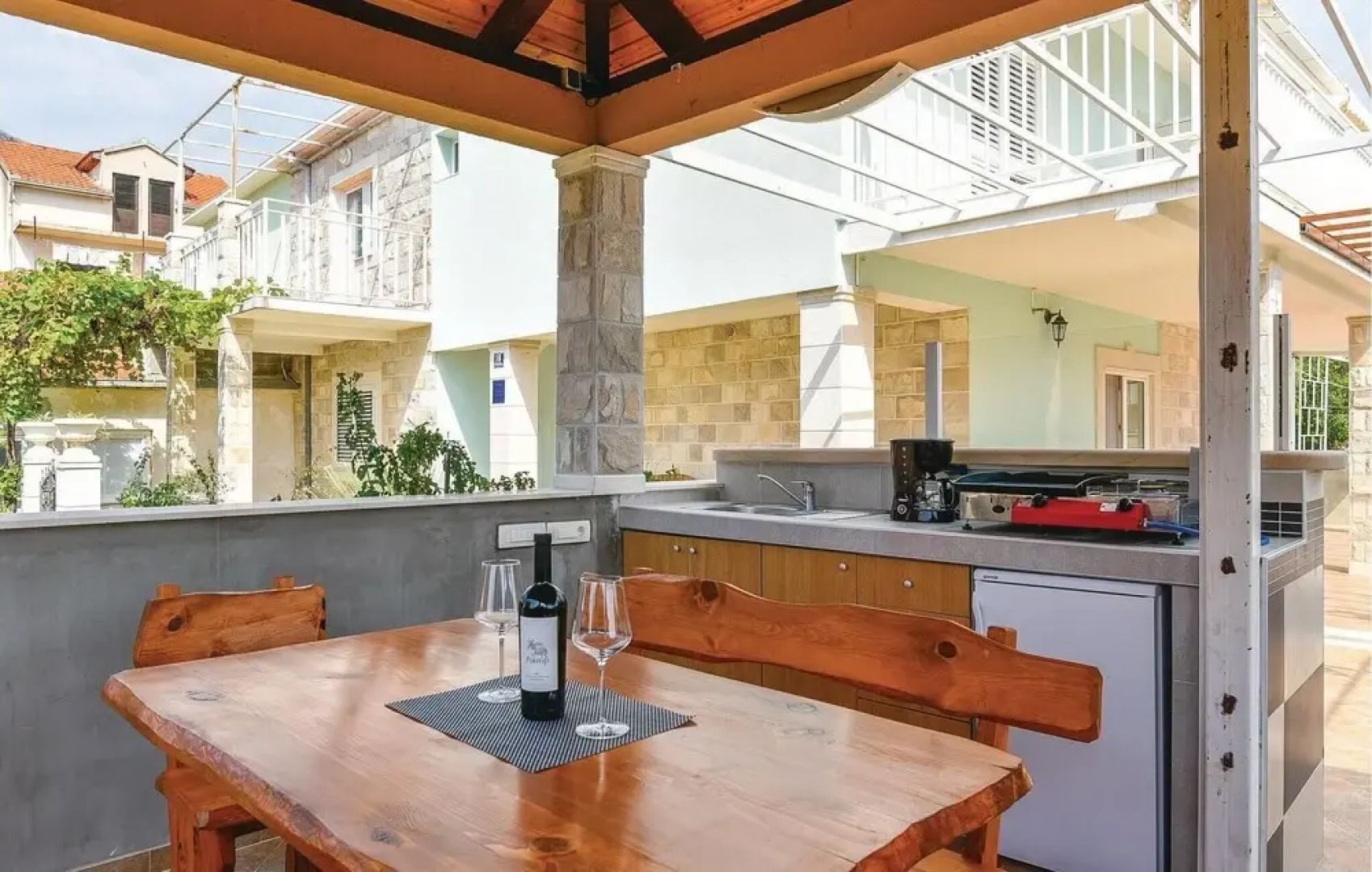 Amazing Home in Orebic With Wifi and 5 Bedrooms