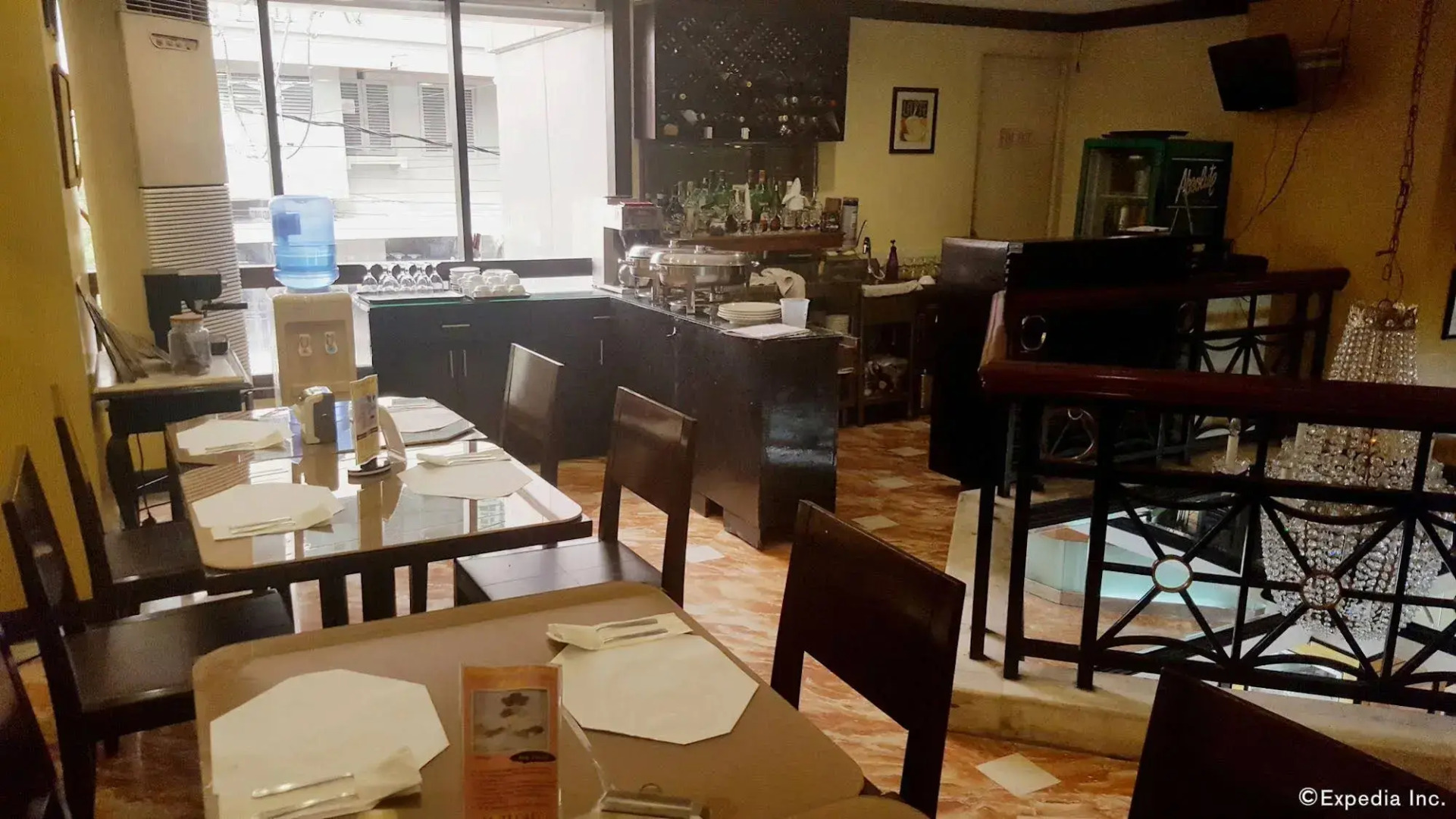 Lourdes Family Suites Makati powered by Cocotel