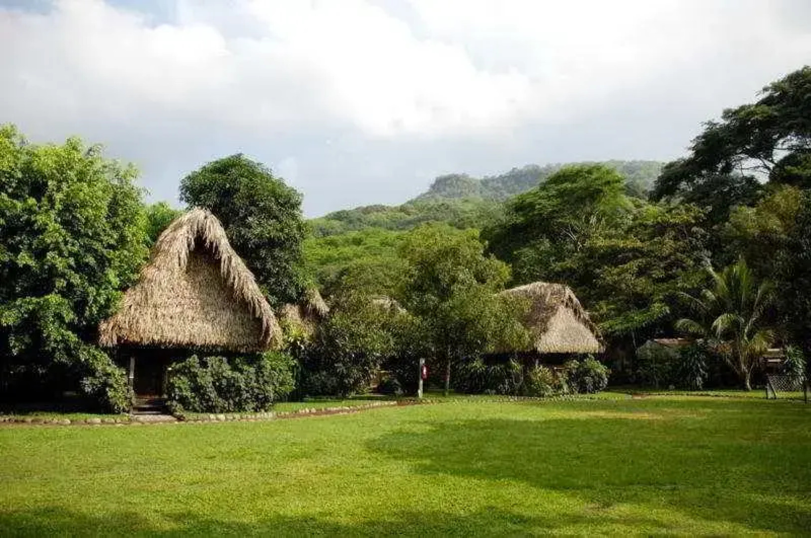 Picocanoa Aldeas Rio Y Montaña