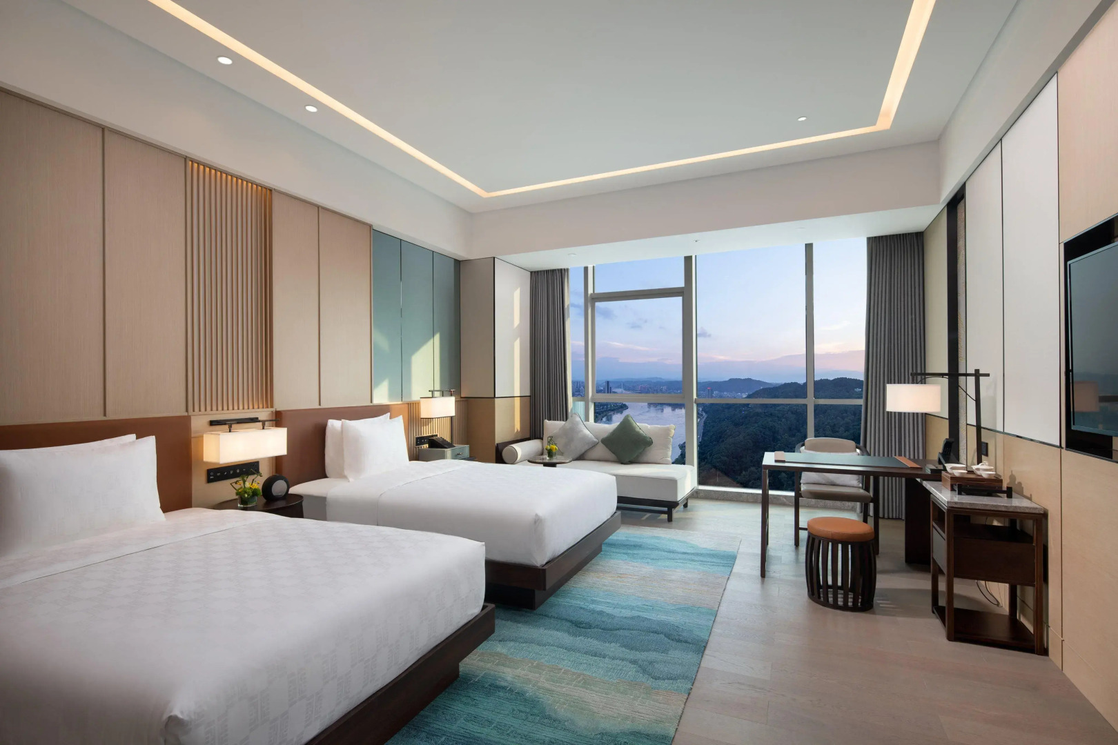 HUALUXE Yibin by IHG