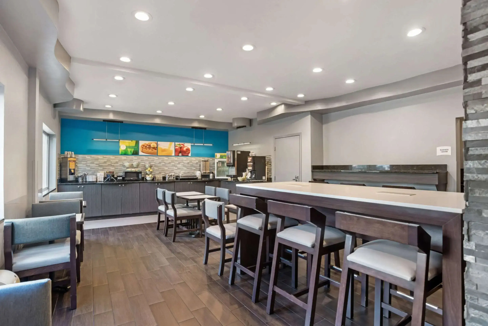 Quality Inn & Suites Birmingham - Highway 280