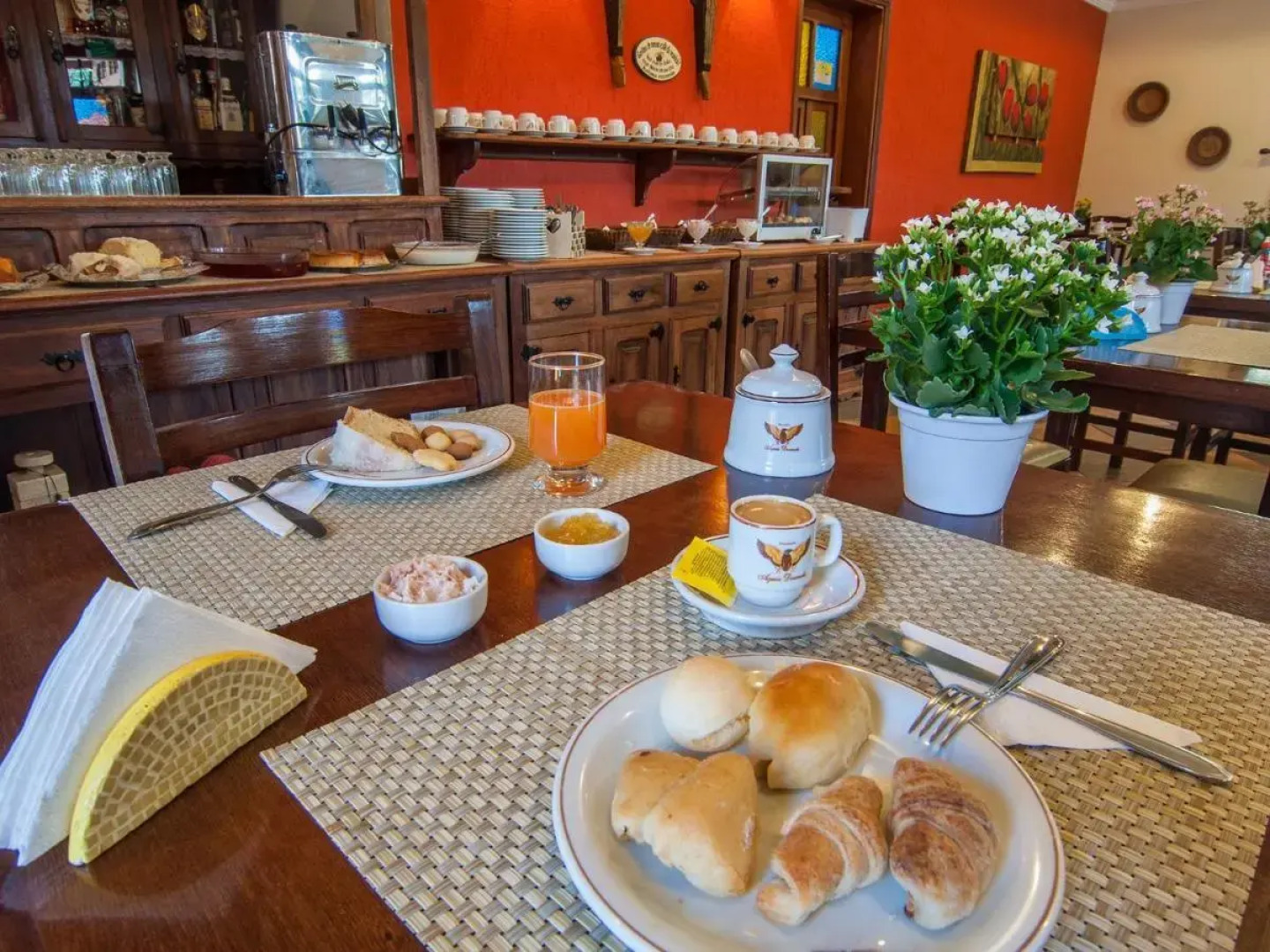 Pousada Águia Dourada