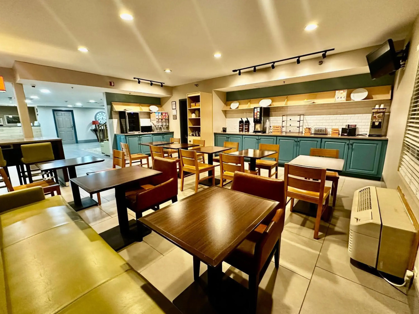 Radiant Inn & Suites