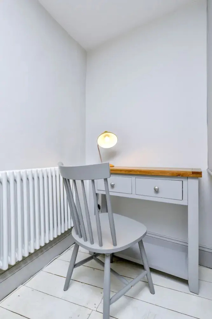 Scotgate House by Vose Nights