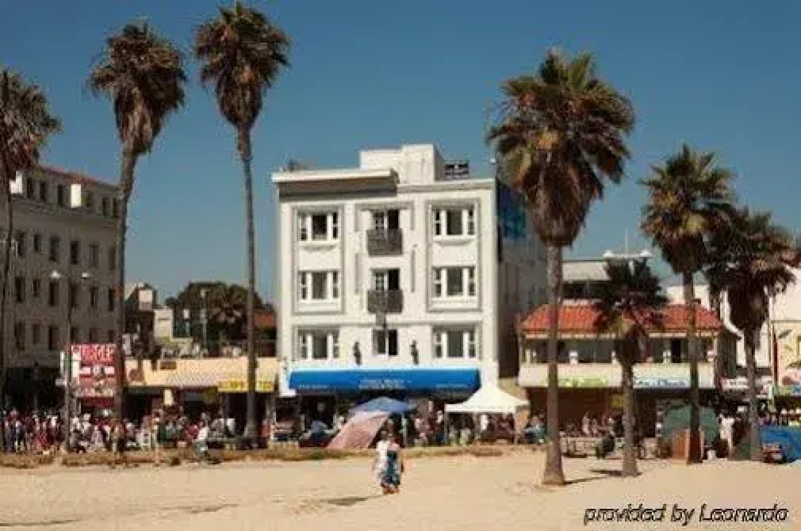 Venice Beach Suites & Hotel