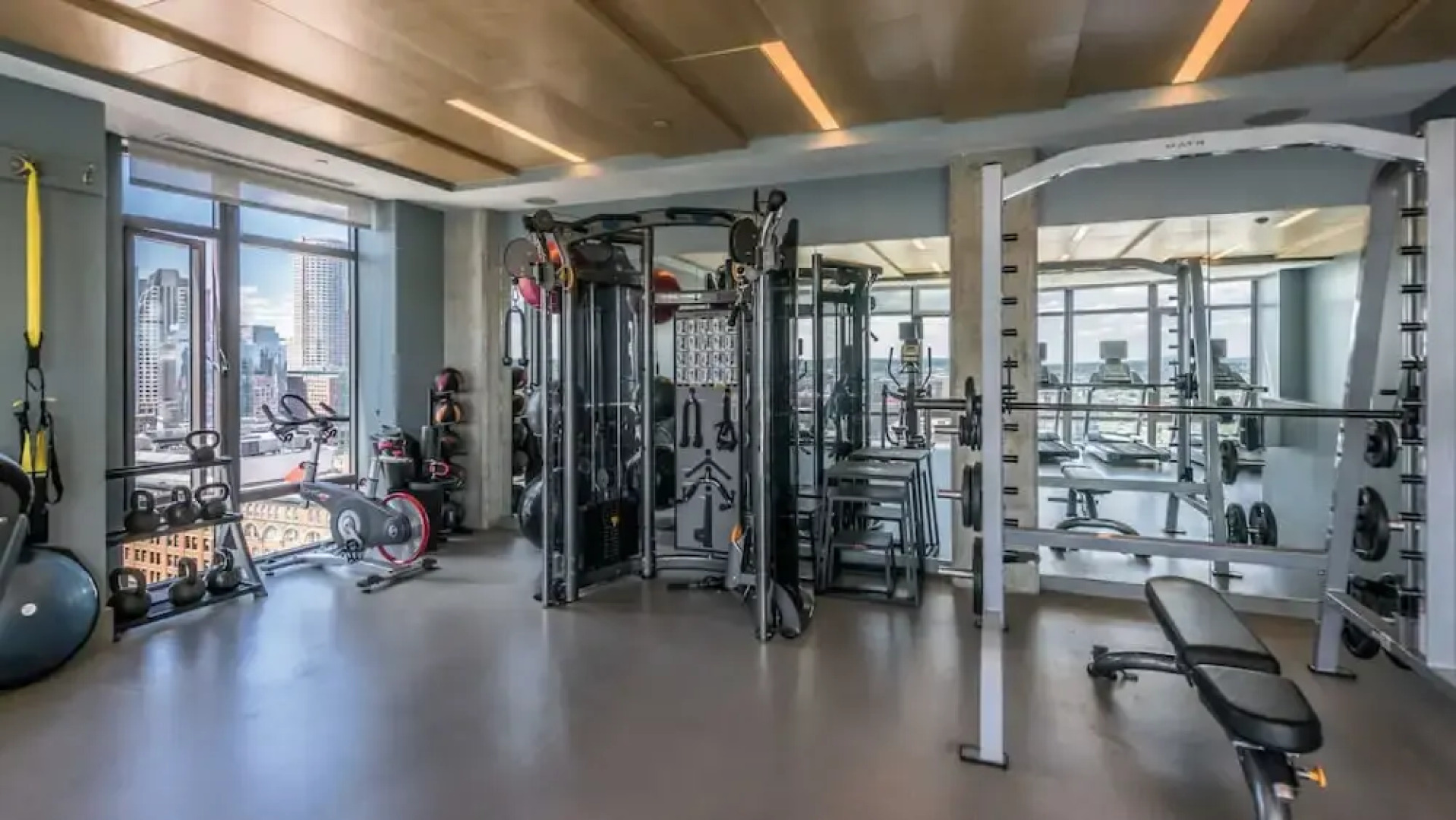 Global Luxury Suites at Seaport