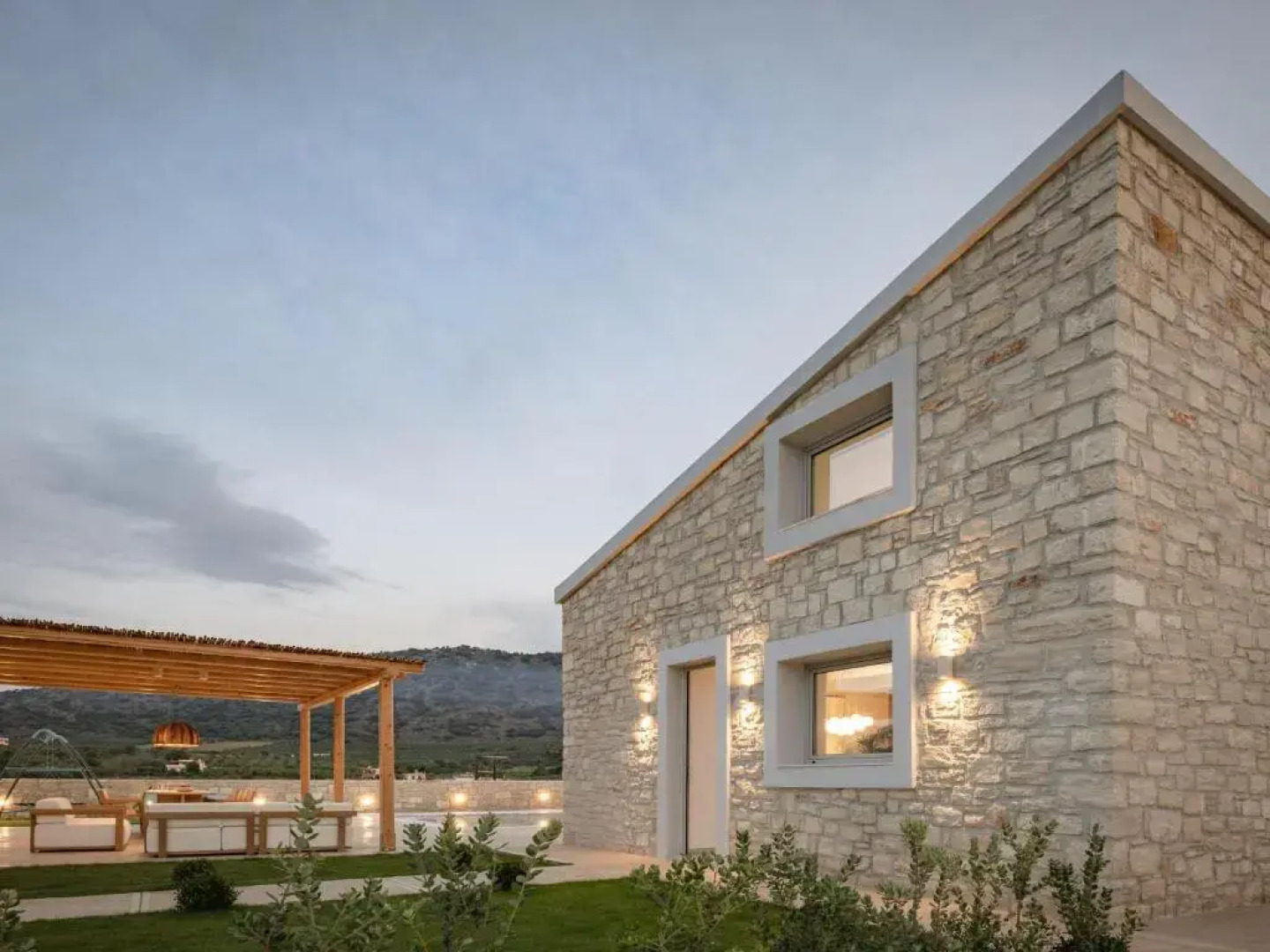 Ayali Villa I, a divine luxury homestay, By ThinkVilla