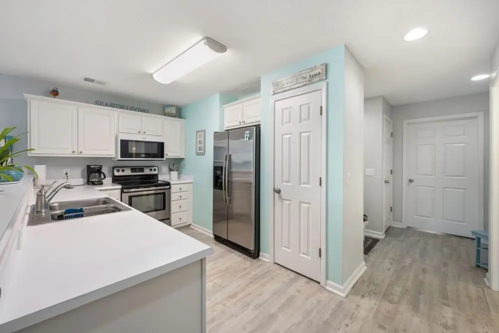 True Blue, A Perfect Retreat For Golf Enthusiasts And Those Seeking A Relaxing Getaway. 2 Bedroom Condo by Peace Vacations