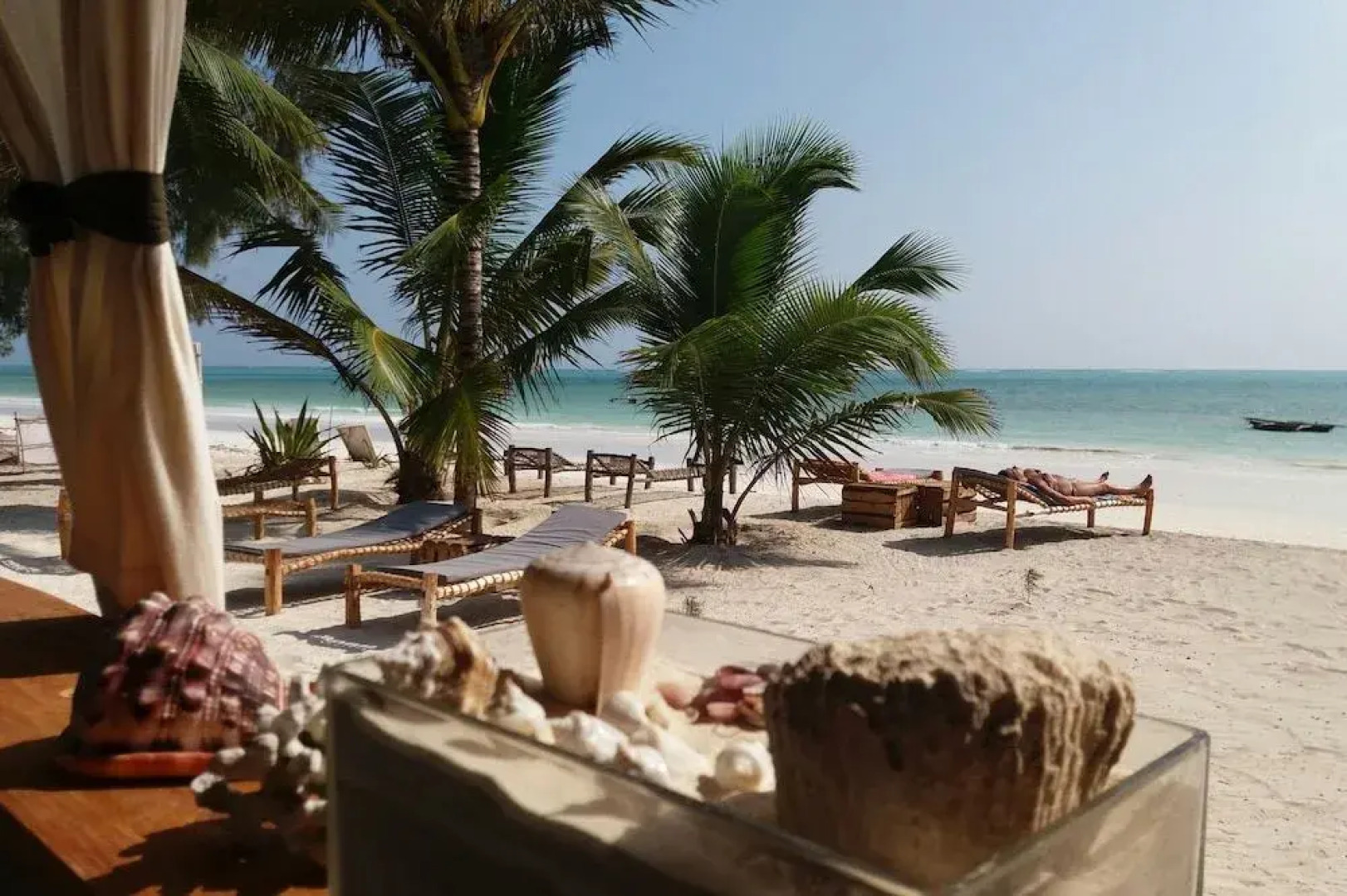 White Dream Lodge & Restaurant