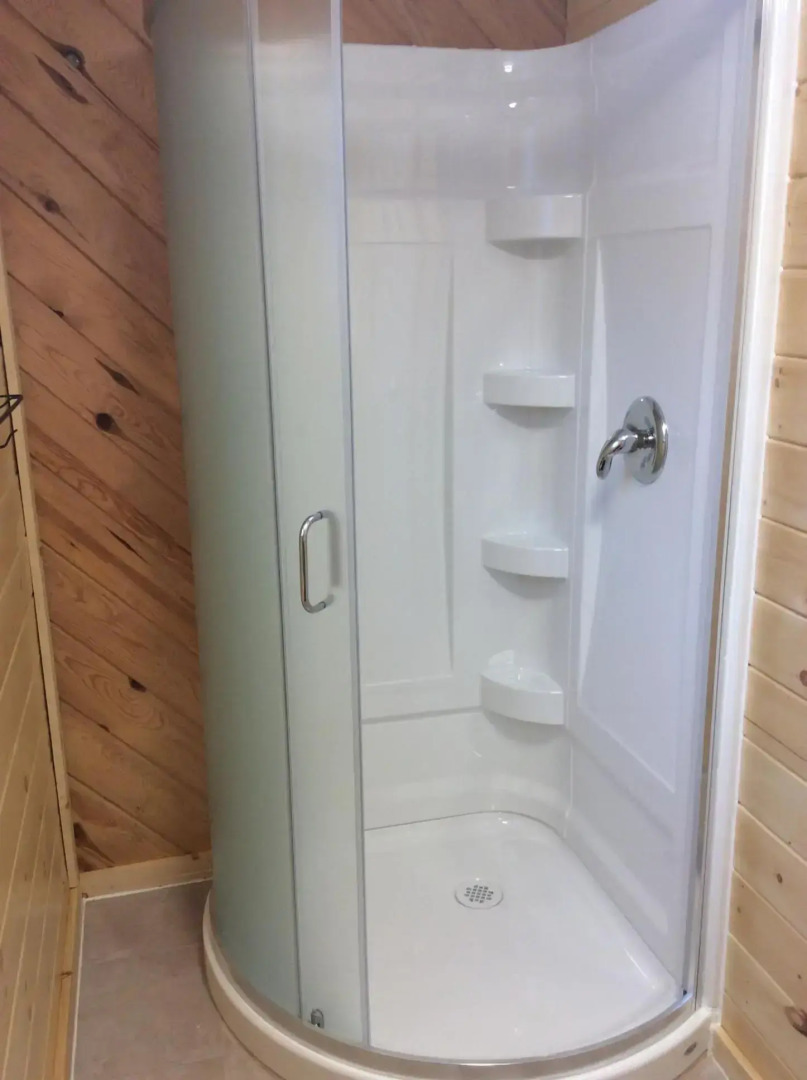 Madawaska Lodge-Cottage