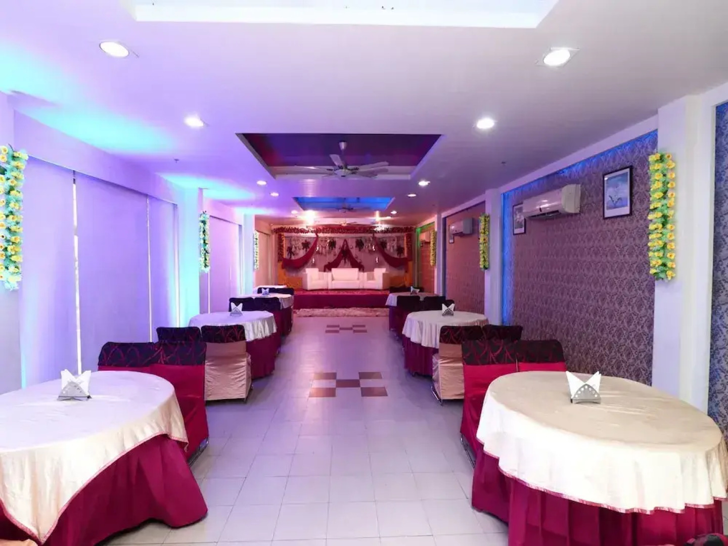 OYO 5189 Hotel East Lite