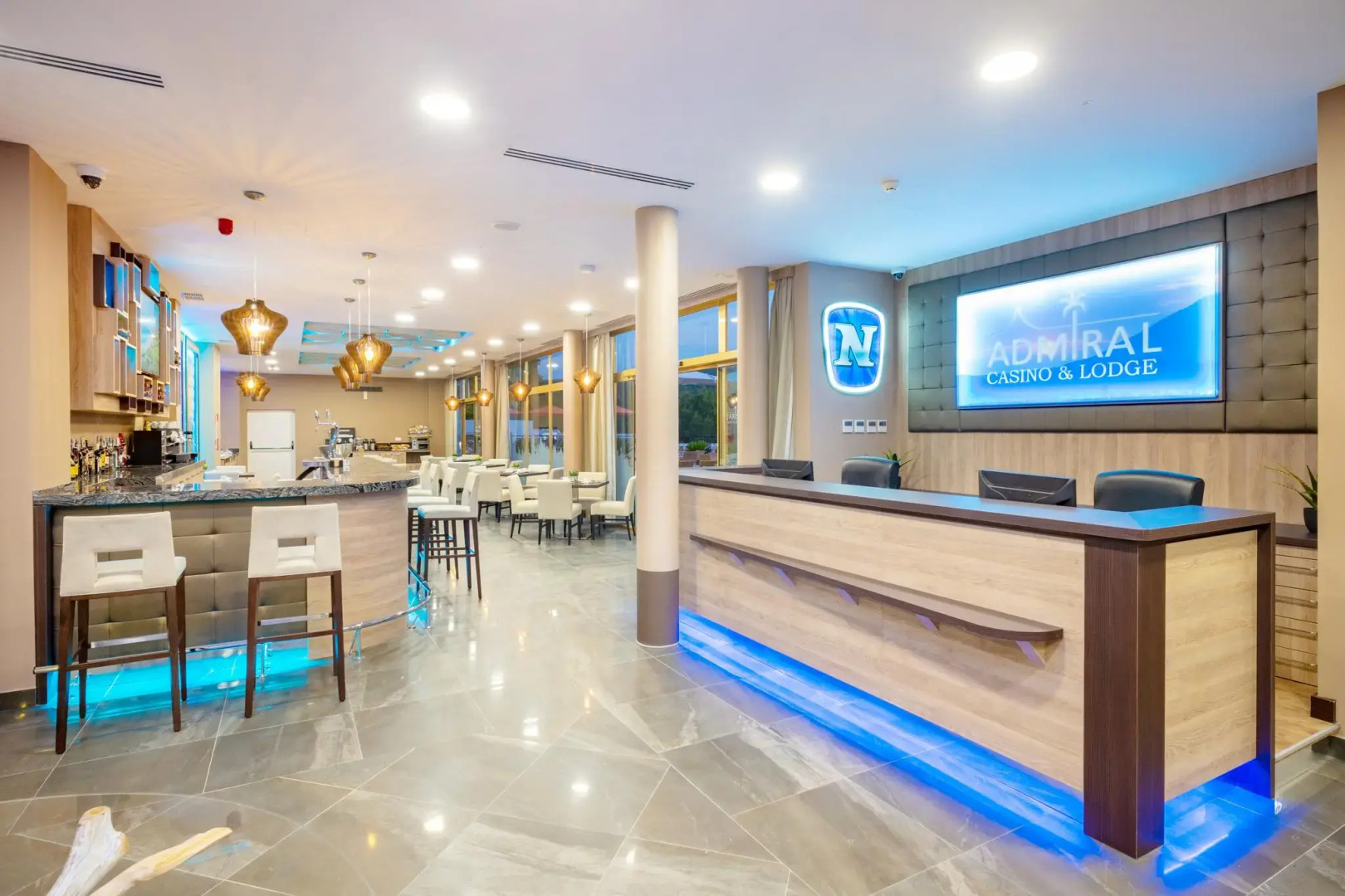 Hotel Admiral Casino & Lodge