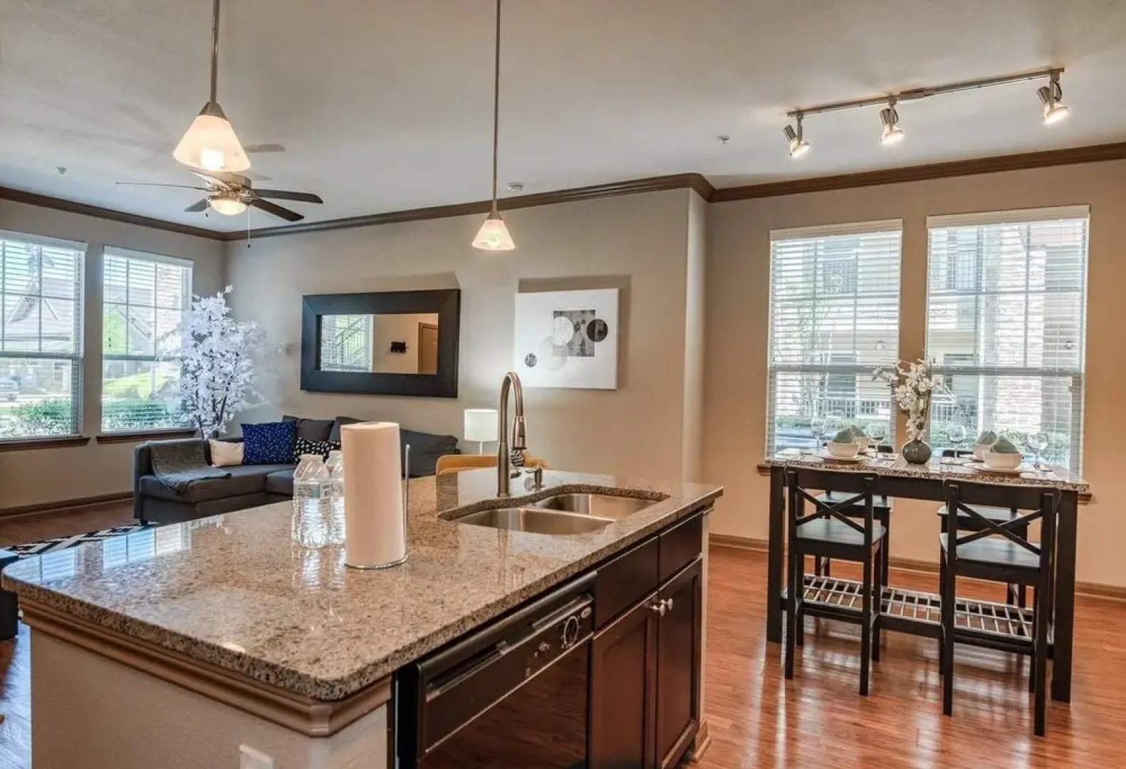 Dog-Friendly Woodlands Townhouse Near Market St.