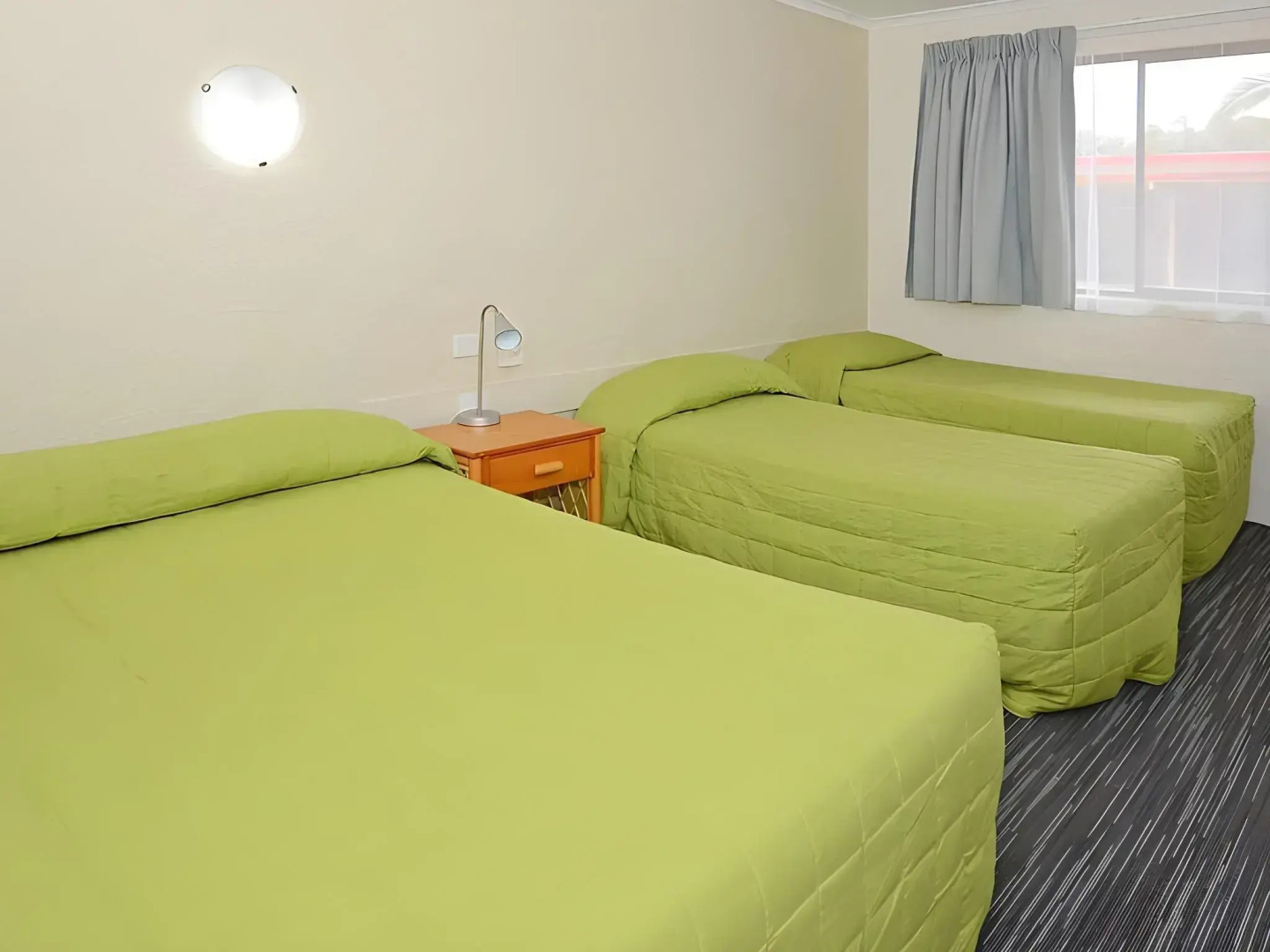 Urangan Motor Inn