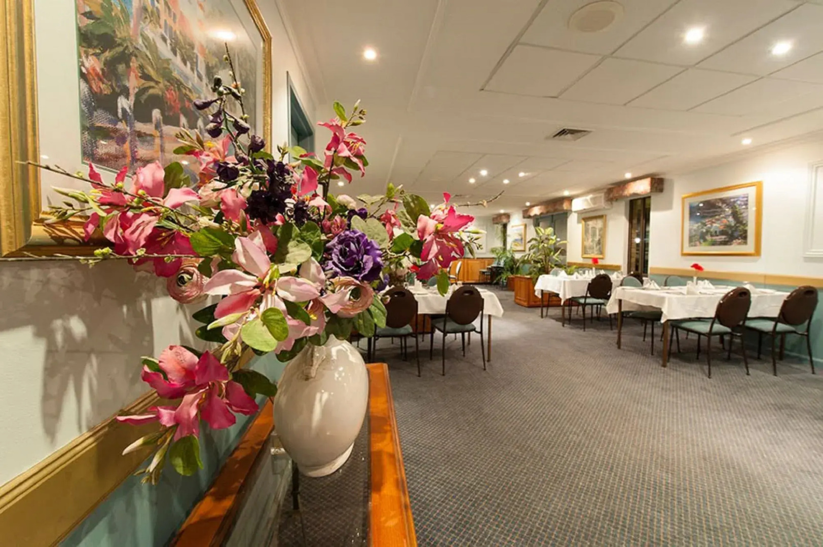 Garden City Motor Inn