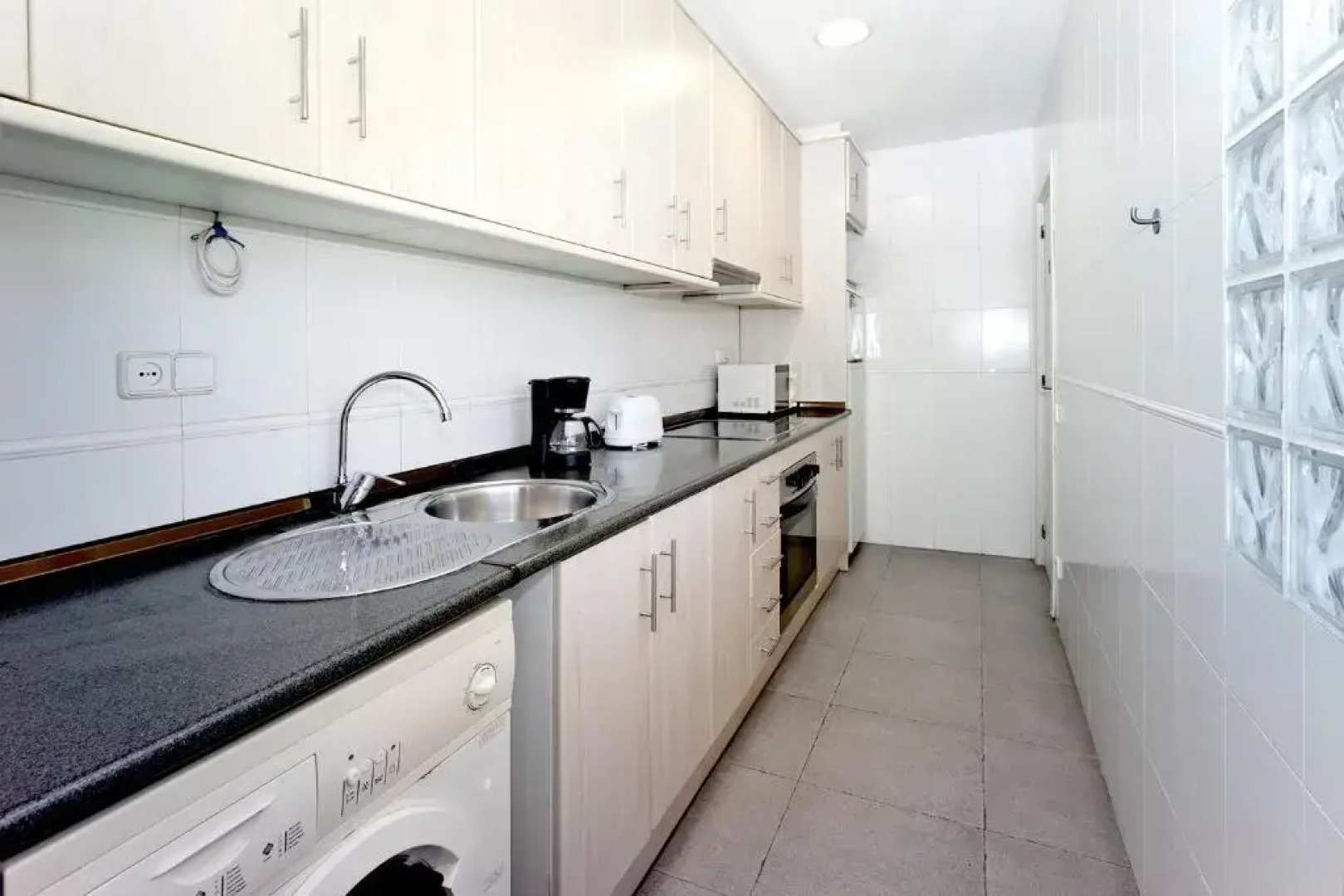 Amplio apartamento con terraza en zona muy tranquila