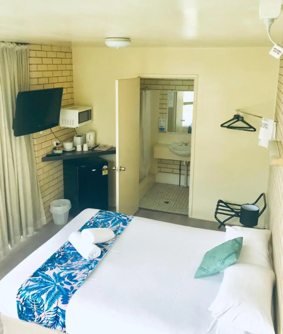 Tropical Gate Motor Inn