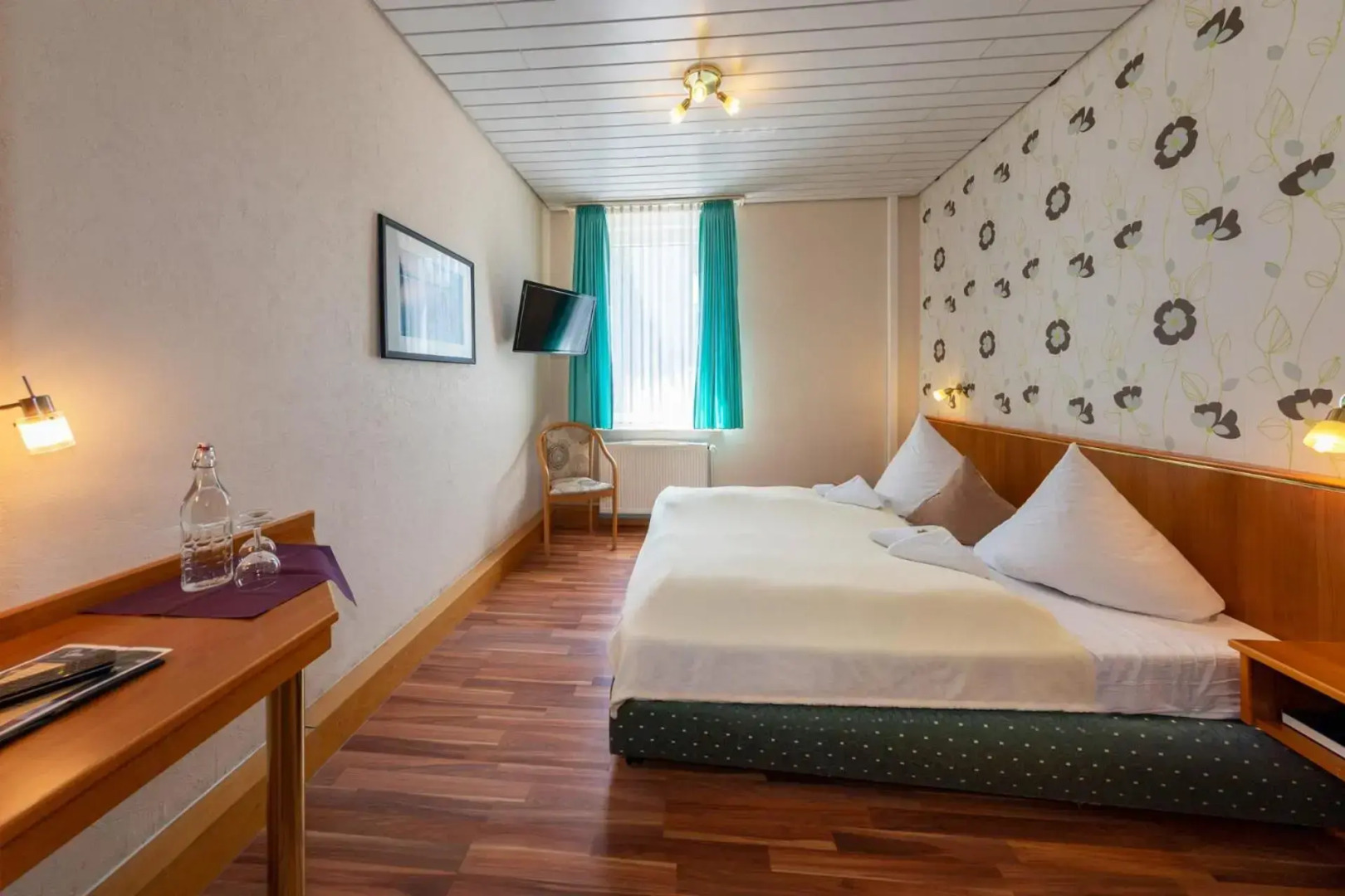 Restaurant & Landhotel Zum Niestetal