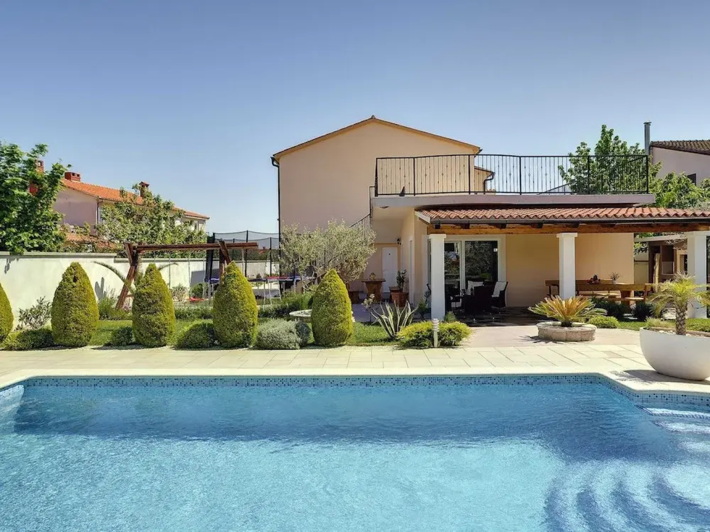 Holiday Home in Medulin With Private Pool