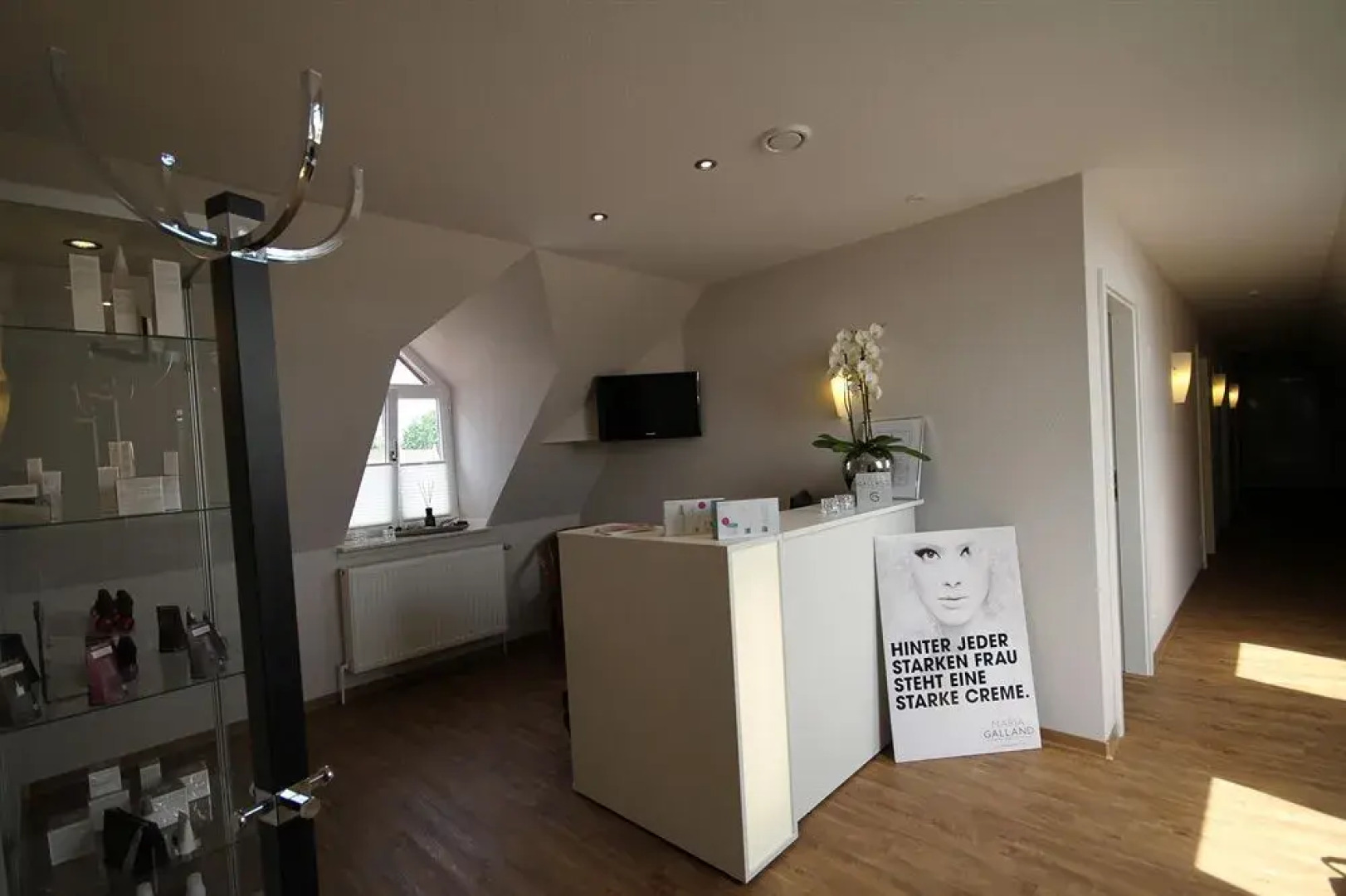 Hotel Aquarium, Ringhotel