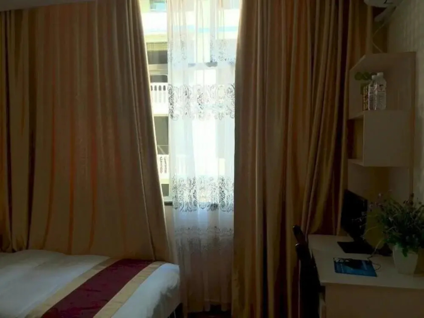 Jin Nan An Hotel Lichuan Railway Station