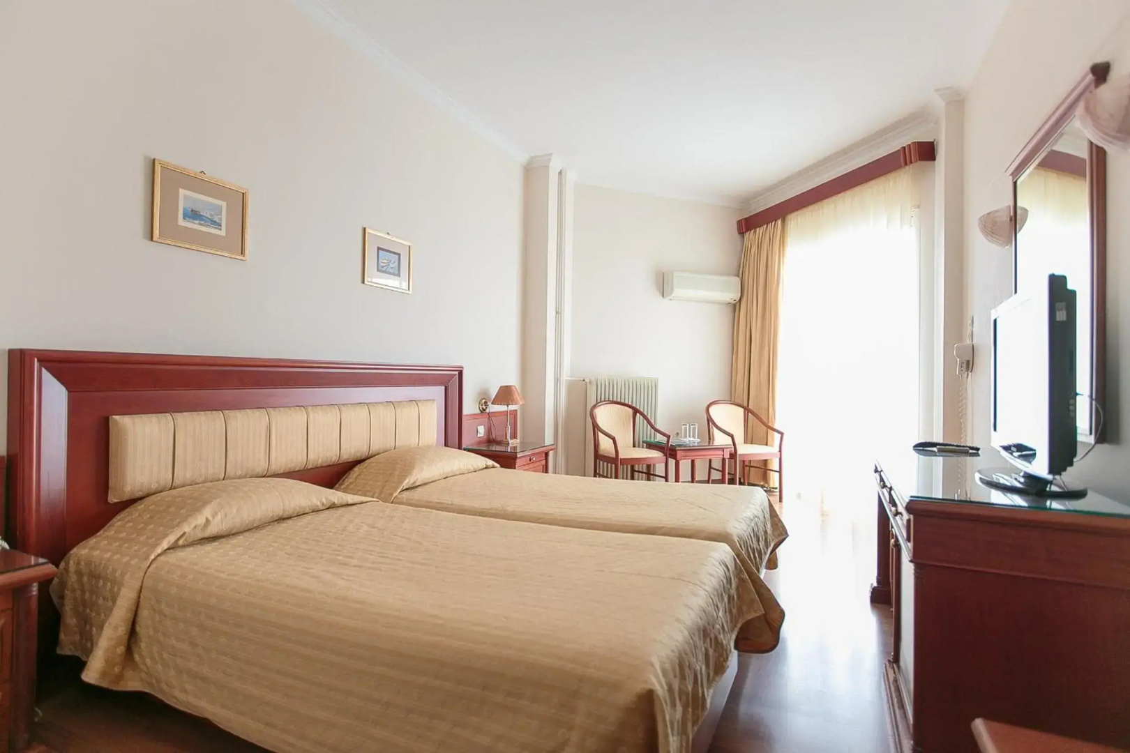 Hotel Tzaki