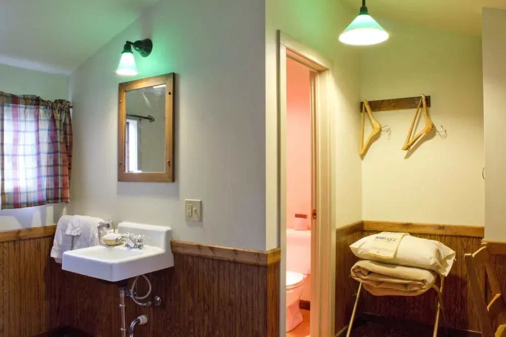 Roosevelt Lodge & Cabins - Inside the Park