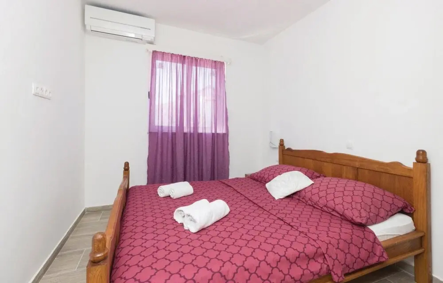 Beautiful Home in Vir With Wifi and 5 Bedrooms