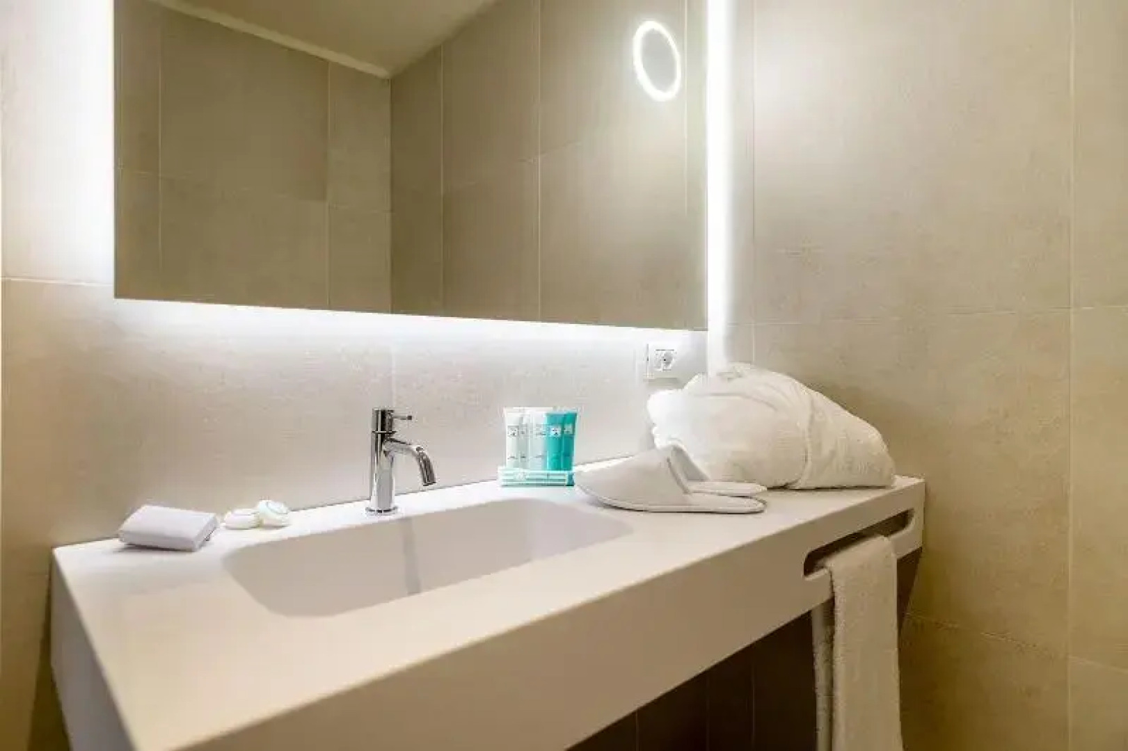 Palace Lido Hotel Suites