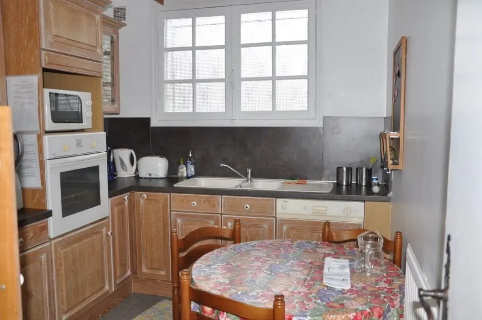 House With 3 Bedrooms in Le Verdon-sur-mer, With Enclosed Garden and W