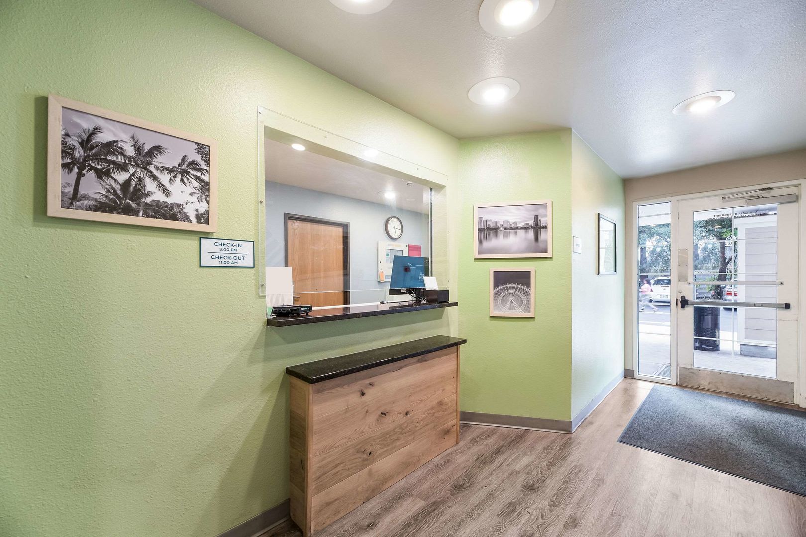 Woodspring Suites Ocala