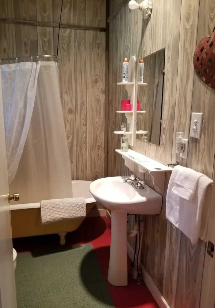 Three Sister's Cottages