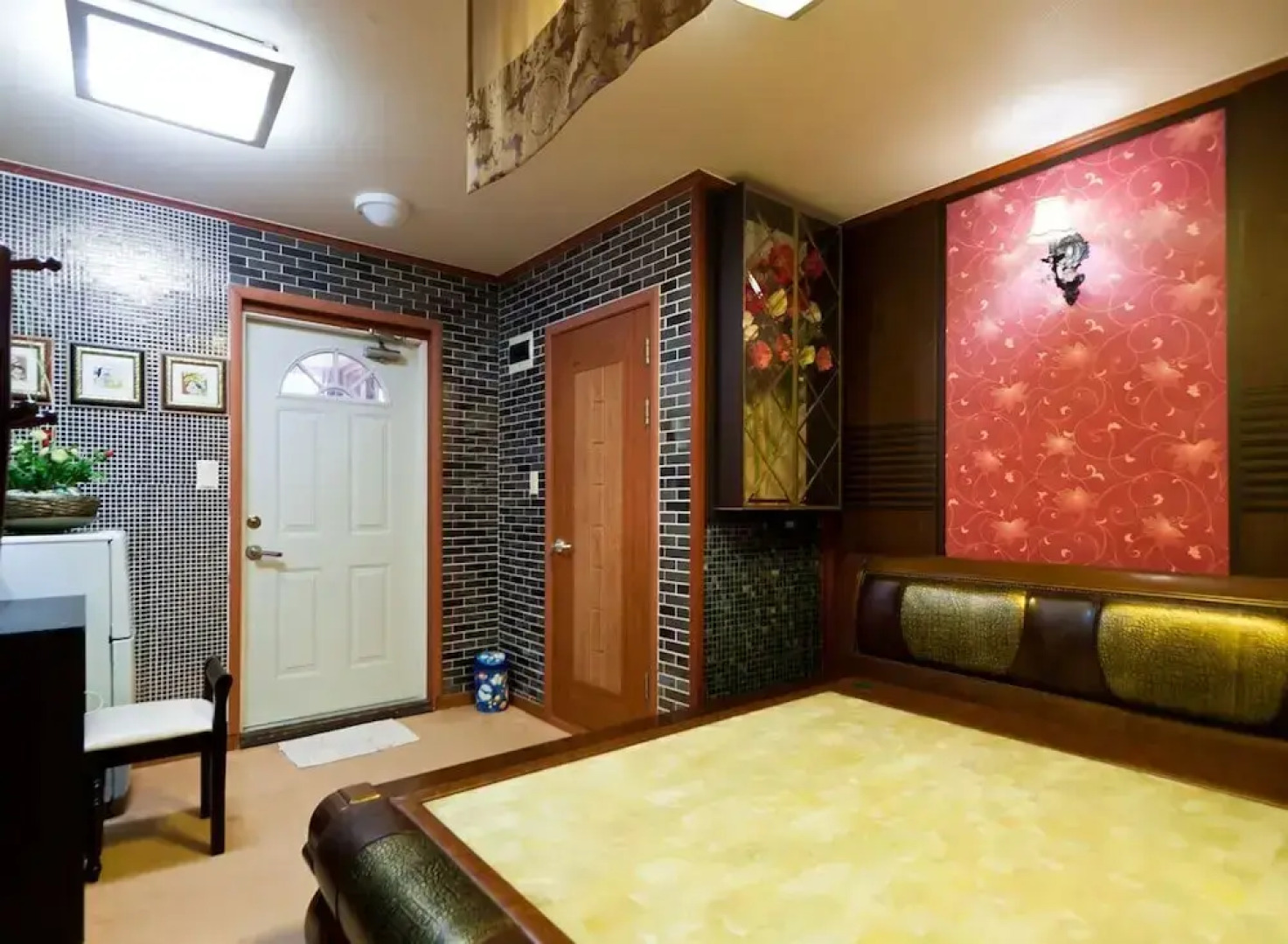 Taean White Sand Pension