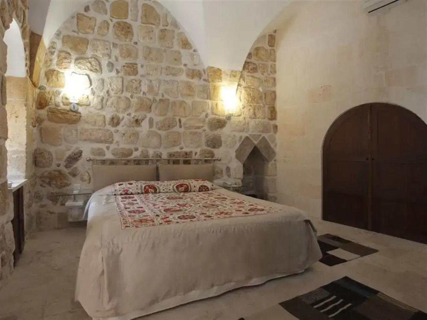 Kasr-i Nehroz - Special Class