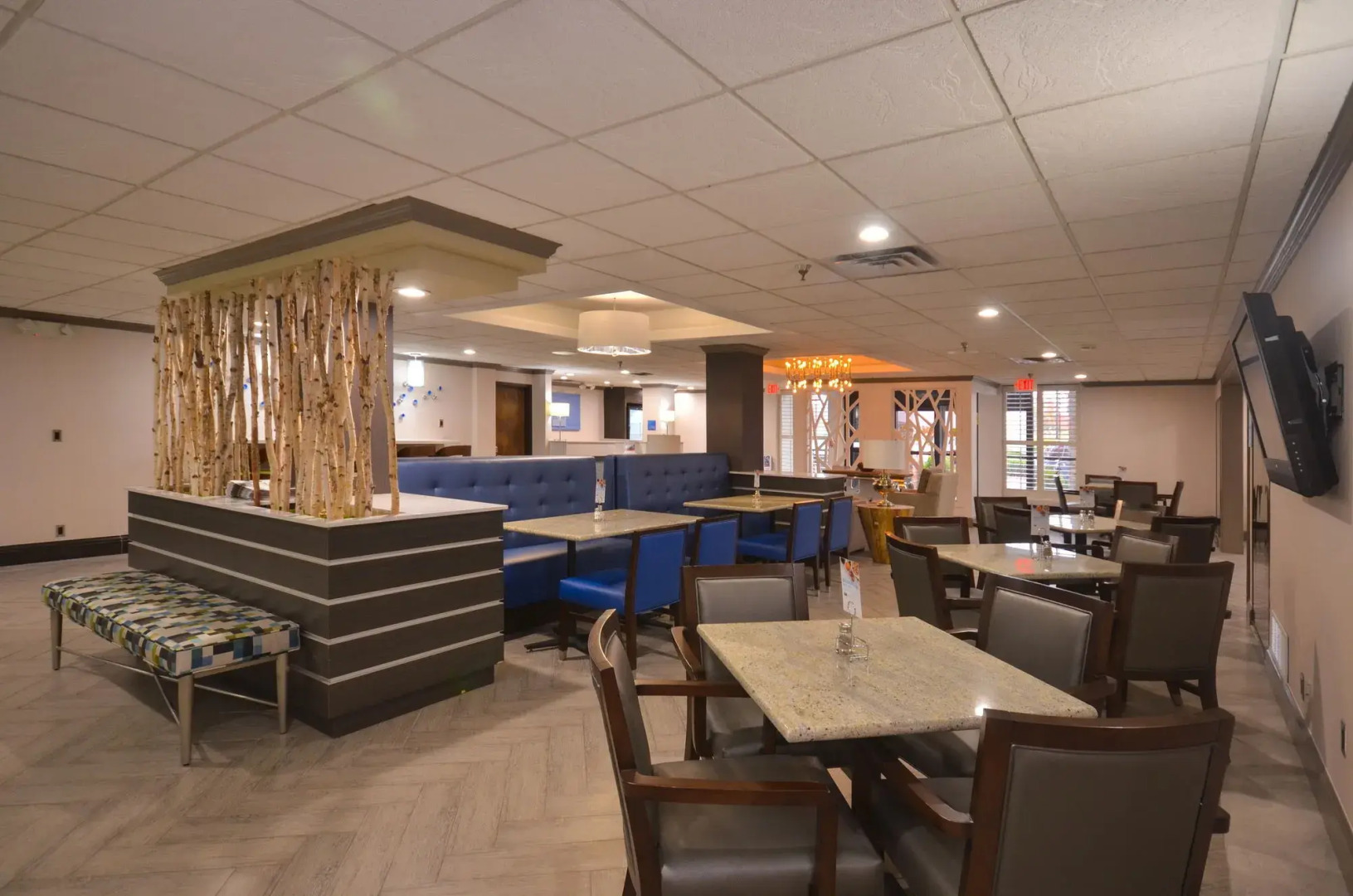 Holiday Inn Express Fayetteville- Univ of AR Area by IHG