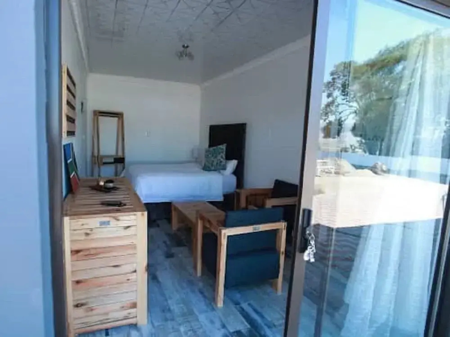 Lawu Le Ngwenya Guest House